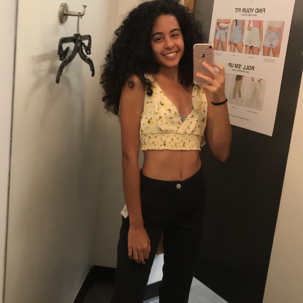 Meet your Posher, Alejandra
